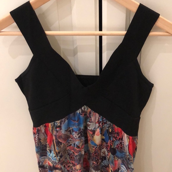 Dresses & Skirts - Maxi dress in a colorful print!